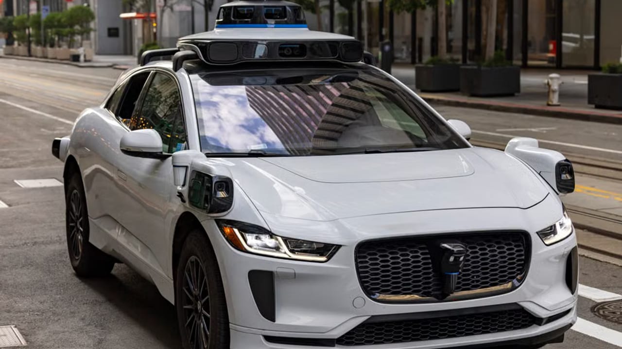 271 Million Driverless Miles: Waymo Reports 82% Fewer Injury Crashes
